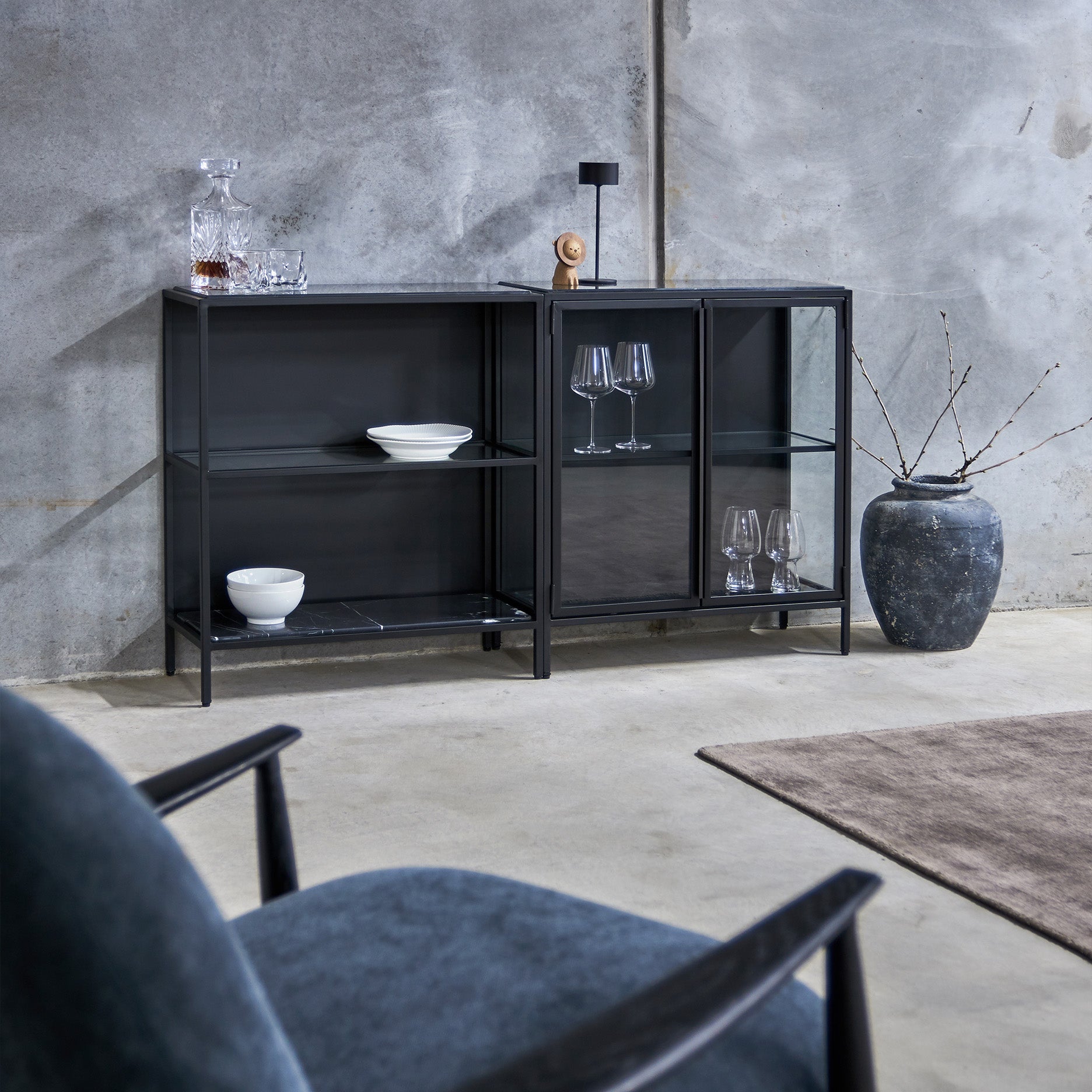 Mason II Regal – schwarzes Metall