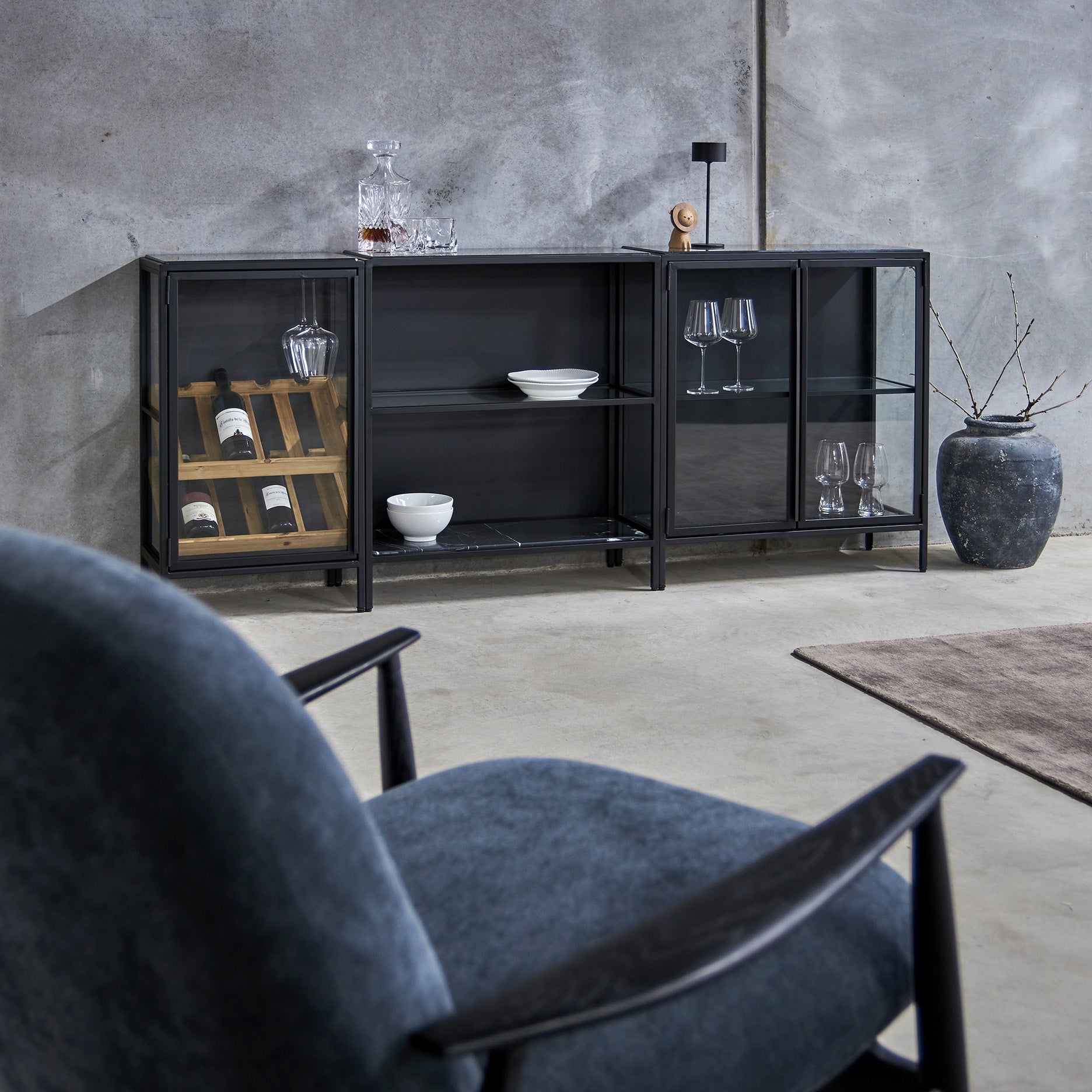 Mason II Regal – schwarzes Metall