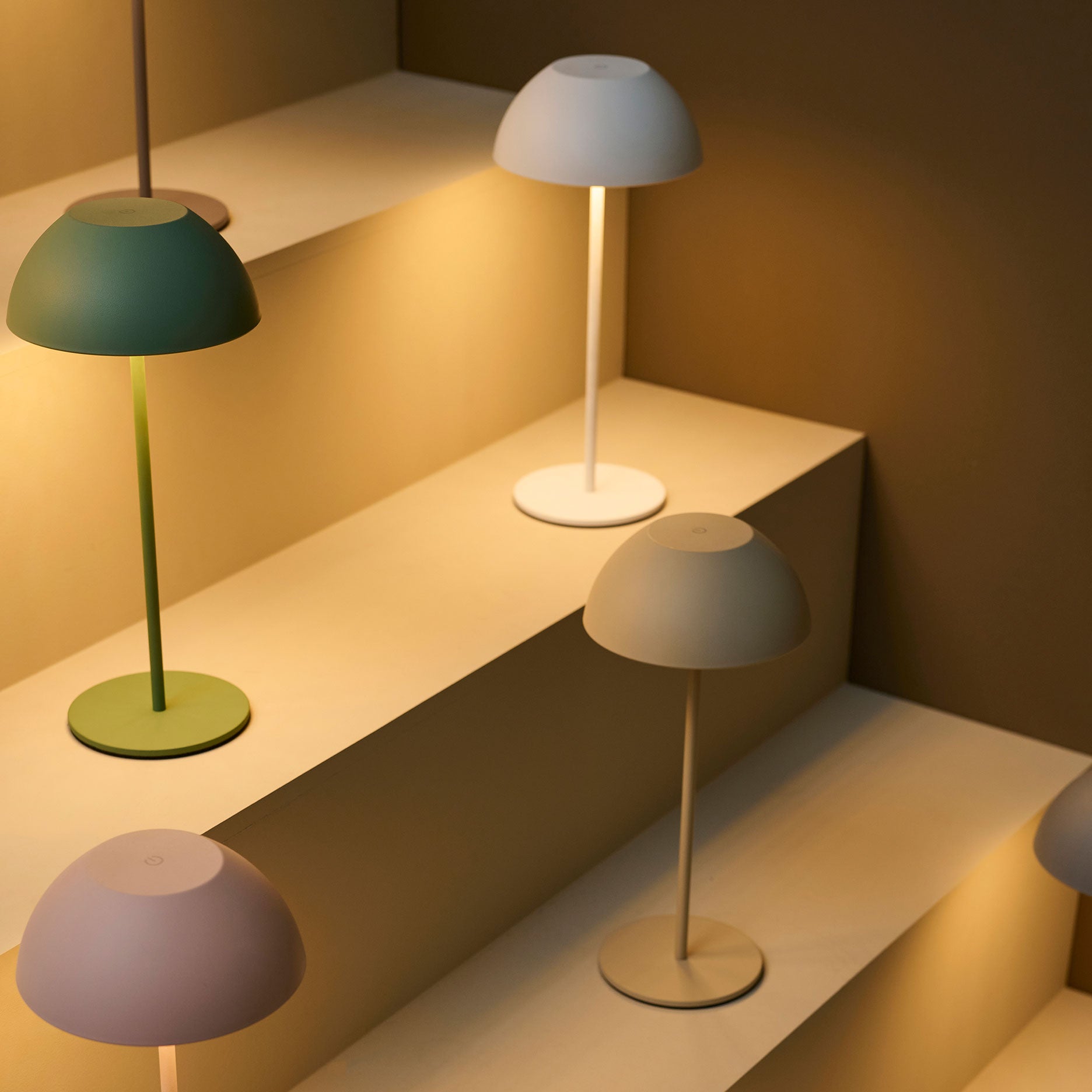 Carino LED Lampe