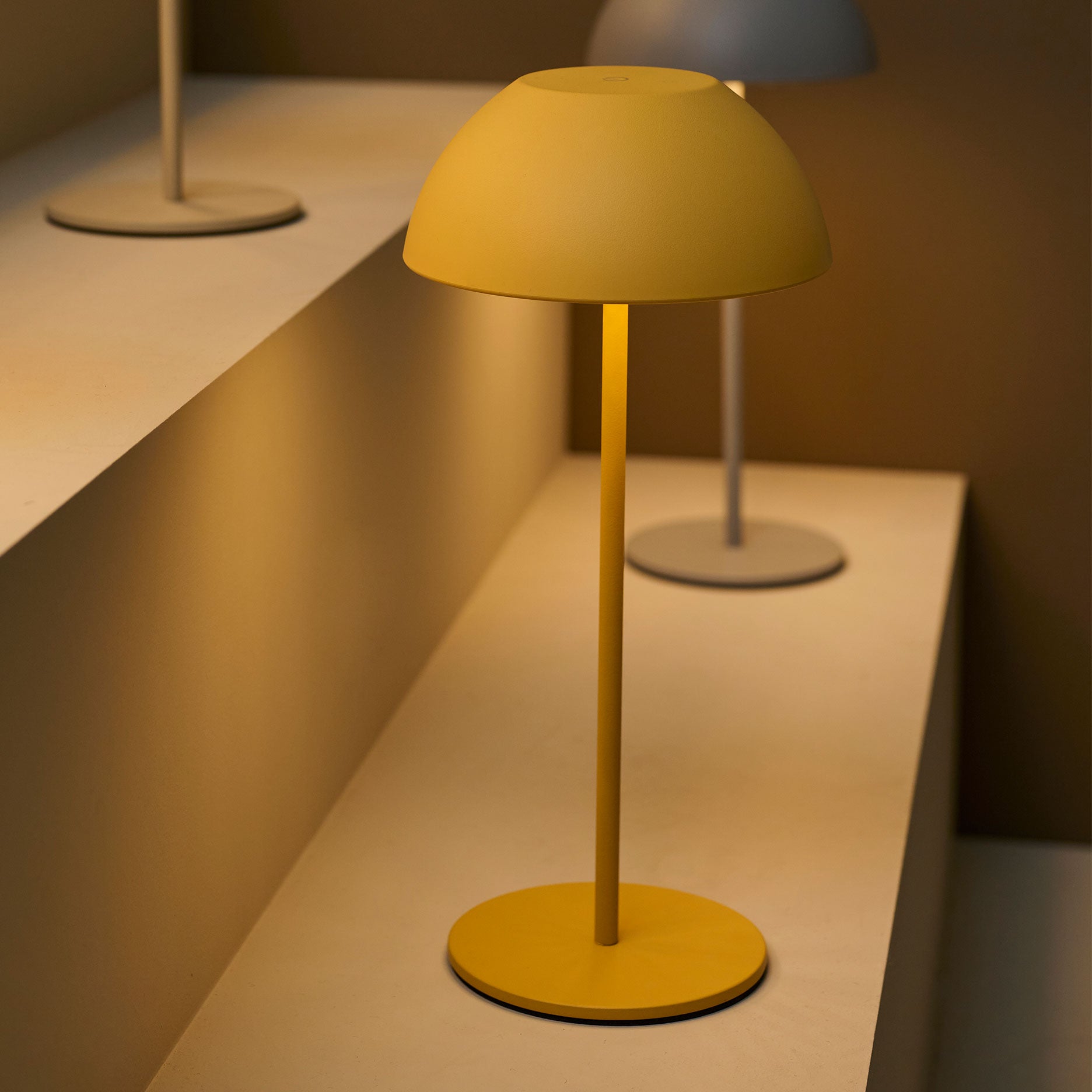 Carino LED Lampe