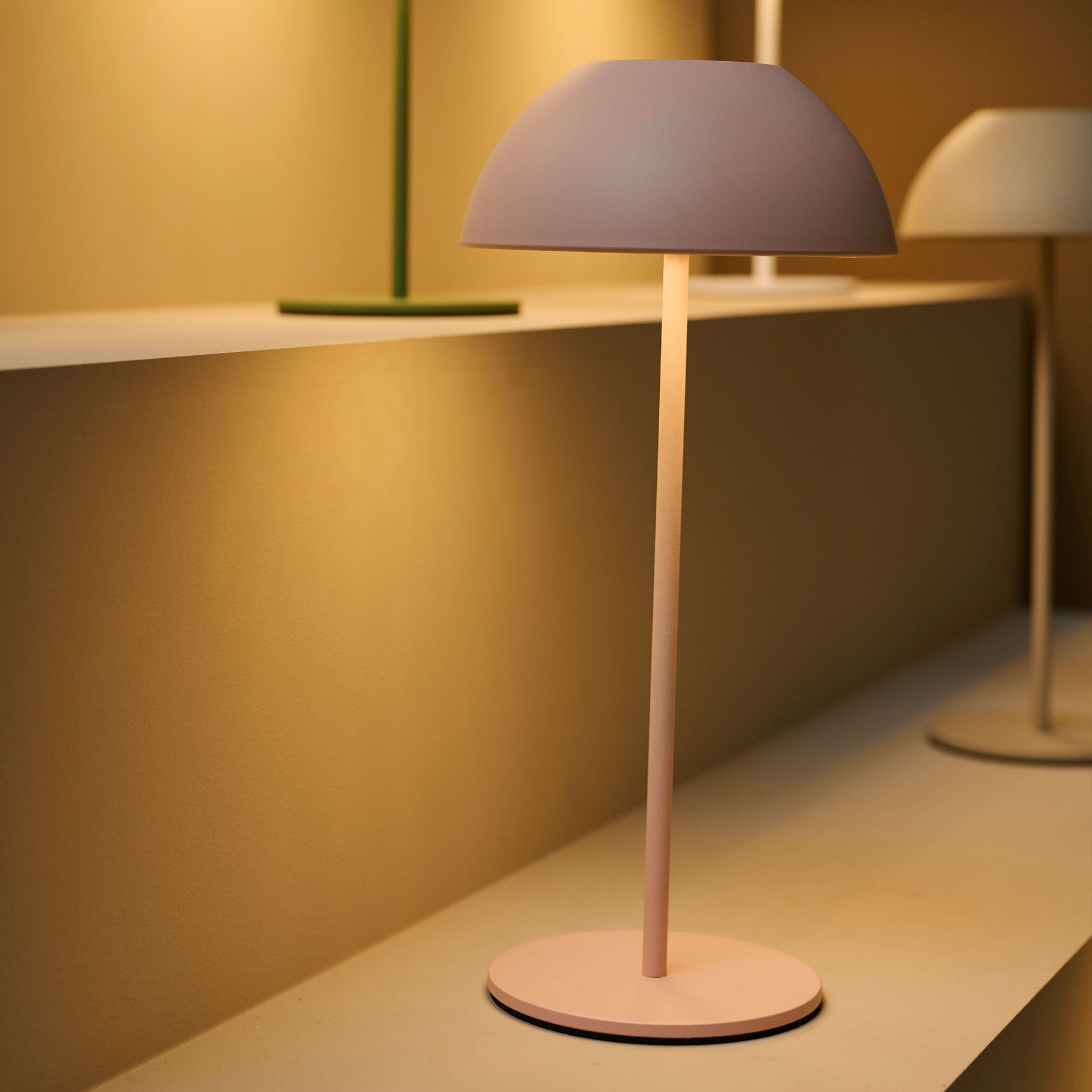 Carino LED Lampe