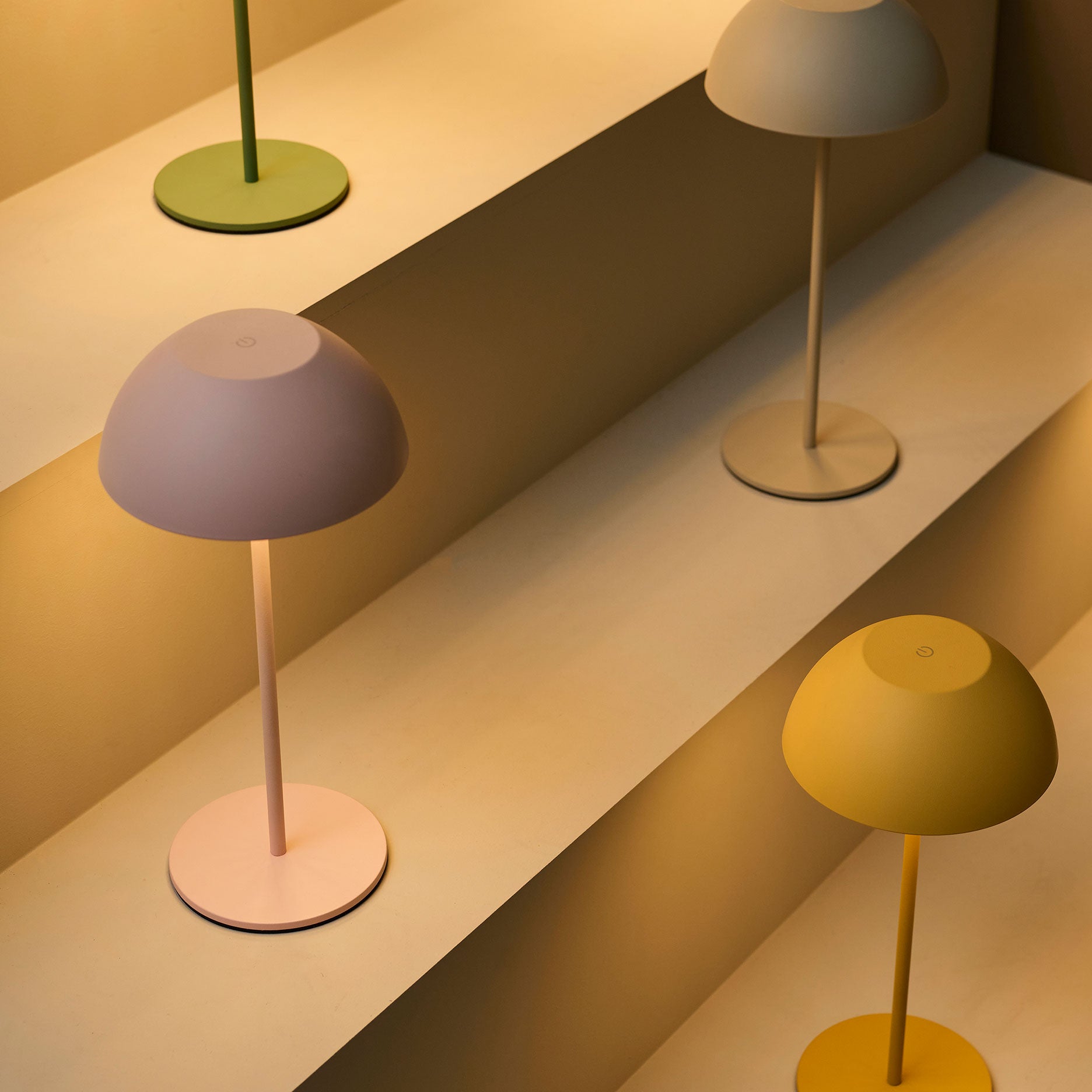 Carino LED Lampe