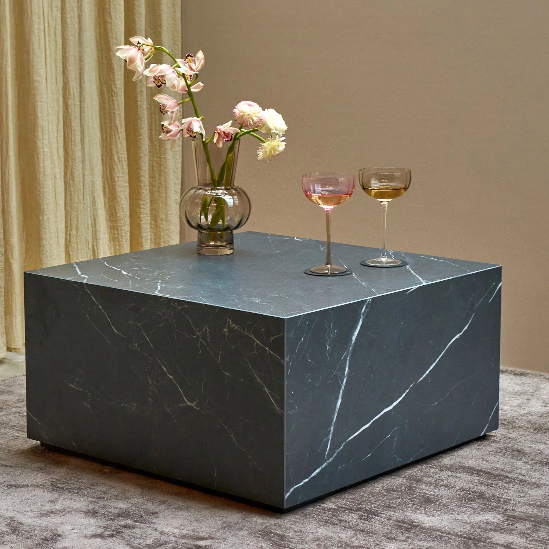 Bella Vase Braun